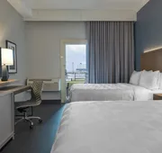 Holiday Inn Kingston Waterfront by IHG hotel detail image 7
