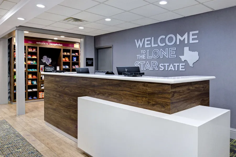 Hampton Inn & Suites Nacogdoches hotel detail image 2