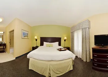 Hampton Inn & Suites Nacogdoches hotel thumbnail 4
