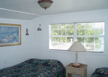 Floating Sea Cove Resort & Marina hotel thumbnail 3