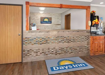 Days Inn by Wyndham Ogallala hotel thumbnail 2