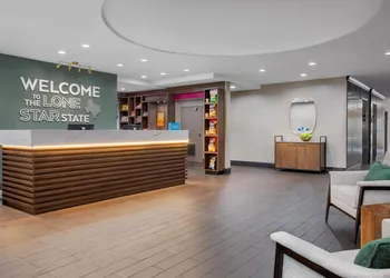 Hampton Inn & Suites Dallas Arlington N Entertainment Dist. hotel thumbnail 2