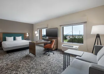 Hampton Inn & Suites Dallas Arlington N Entertainment Dist. hotel thumbnail 5