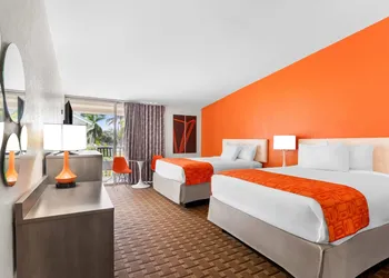 Howard Johnson by Wyndham Vero Beach / Downtown hotel thumbnail 7