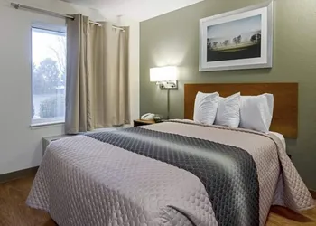 Suburban Studios Winston Salem-University Parkway hotel thumbnail 4