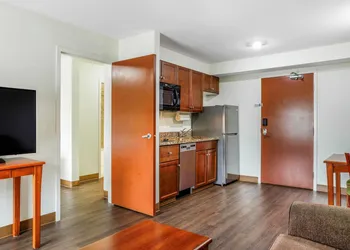 Days Inn & Suites by Wyndham Sherwood Park Edmonton hotel thumbnail 6