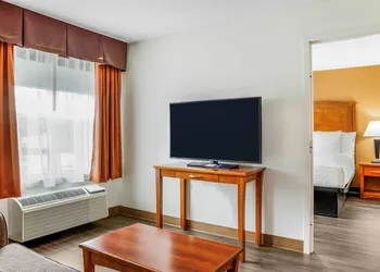 Days Inn & Suites by Wyndham Sherwood Park Edmonton hotel thumbnail 7