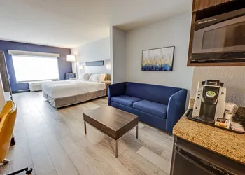 Holiday Inn Express Hotel & Suites Columbus Univ Area - Osu by IHG hotel thumbnail 7