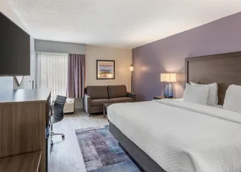 Best Western Hickory hotel thumbnail 6