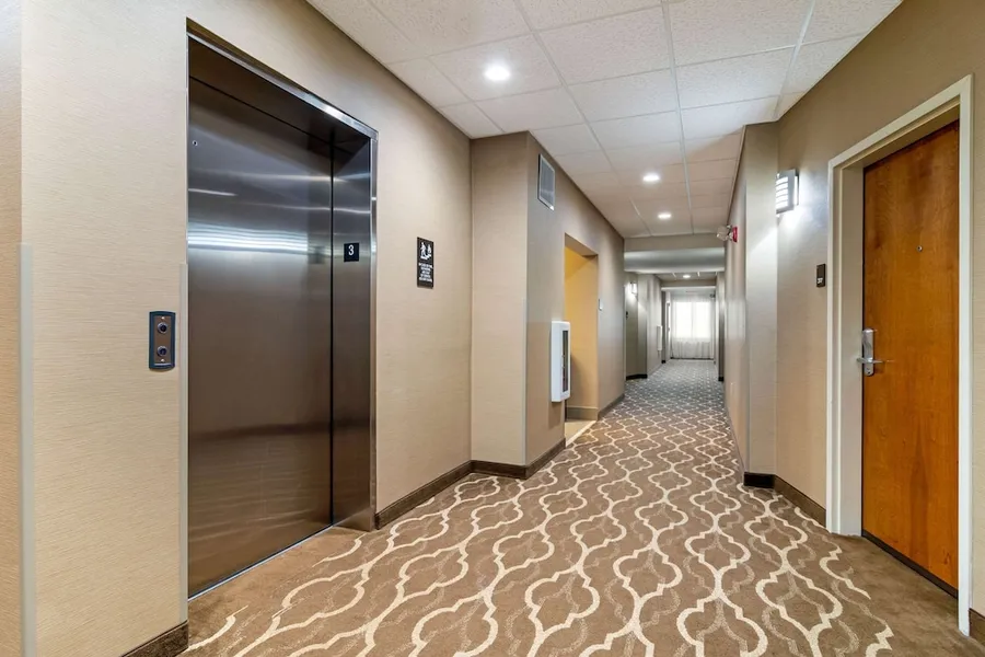 Comfort Suites Byron Warner Robins hotel detail image 6