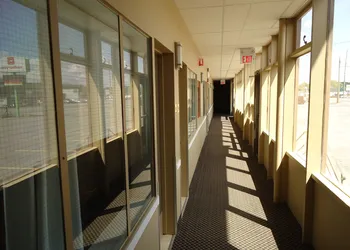 Econo Lodge hotel thumbnail 2