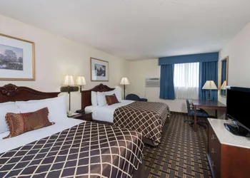 Baymont by Wyndham Osage Beach hotel thumbnail 4