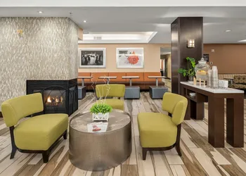 Hampton Inn & Suites Seattle-North/Lynnwood hotel thumbnail 3