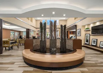 Hampton Inn & Suites Seattle-North/Lynnwood hotel thumbnail 4