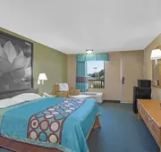 Super 8 by Wyndham Dunn hotel detail image 4