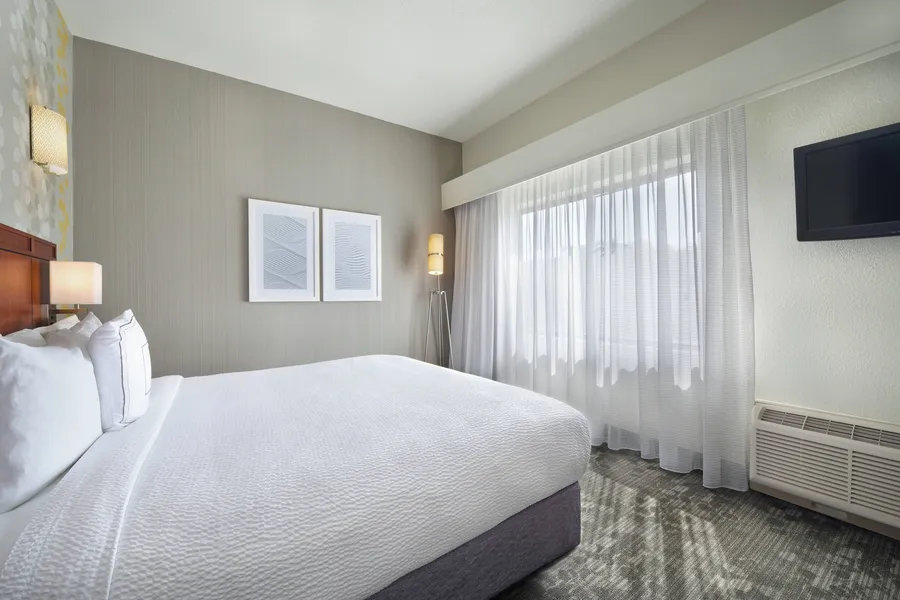 Courtyard by Marriott Mishawaka-University Area hotel detail image 6