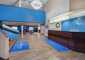 Baymont by Wyndham Milan hotel thumbnail 2