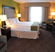 Holiday Inn Express Hotel & Suites Northwood by IHG hotel detail image 7