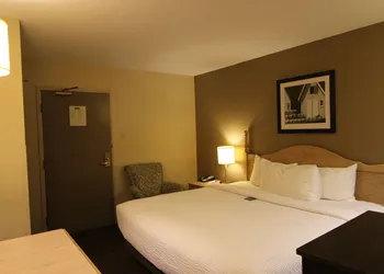 Travelodge Suites by Wyndham Moncton hotel thumbnail 6
