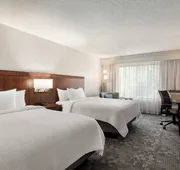 Courtyard by Marriott Lubbock hotel detail image 7