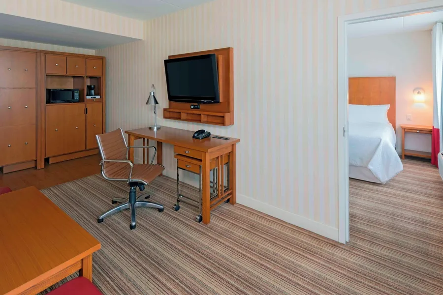 Four Points by Sheraton Cambridge Kitchener, Ontario hotel detail image 6