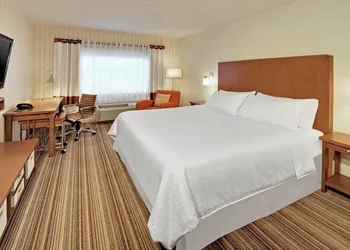 Four Points by Sheraton Cambridge Kitchener, Ontario hotel thumbnail 8