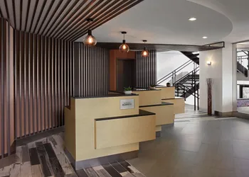 Delta Hotels by Marriott Sherbrooke Conference Centre hotel thumbnail 2