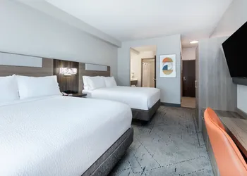 Holiday Inn Express & Suites Dallas Park Central Northeast by IHG hotel thumbnail 7