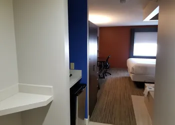 Holiday Inn Express Birch Run - Frankenmuth Area by IHG hotel thumbnail 4
