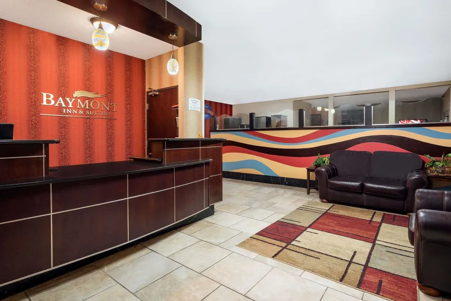 Quality Inn & Suites hotel detail image 2