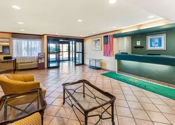 La Quinta Inn & Suites by Wyndham Las Cruces Organ Mountain hotel thumbnail 3