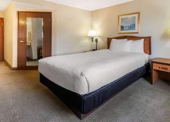 La Quinta Inn & Suites by Wyndham Las Cruces Organ Mountain hotel thumbnail 5