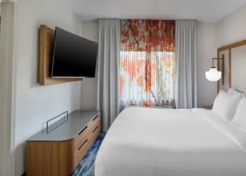 Fairfield by Marriott Inn & Suites LaGrange hotel thumbnail 7