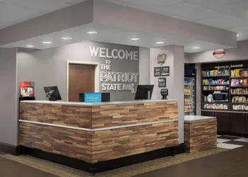 Hampton Inn Haverhill hotel thumbnail 3