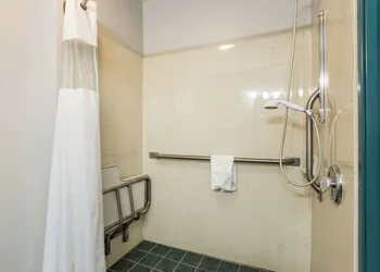 Quality Inn Clare hotel thumbnail 6