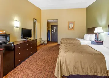 Quality Inn Old Saybrook - Westbrook hotel thumbnail 8
