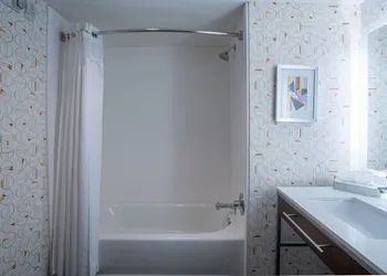 Holiday Inn Atlanta/Roswell by IHG hotel thumbnail 6