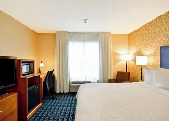 Fairfield Inn & Suites by Marriott Tampa Fairgrounds/Casino hotel thumbnail 6