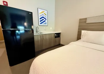 Holiday Inn Express Hotel & Suites NORTH SEQUIM by IHG hotel thumbnail 4