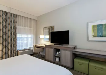 Hampton Inn Melbourne hotel thumbnail 8