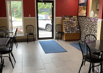 Travelodge by Wyndham La Porte/Michigan City Area hotel thumbnail 3