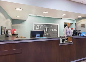 Hampton Inn Cullman hotel thumbnail 4
