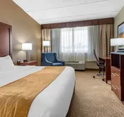Comfort Inn Lancaster County North hotel detail image 4