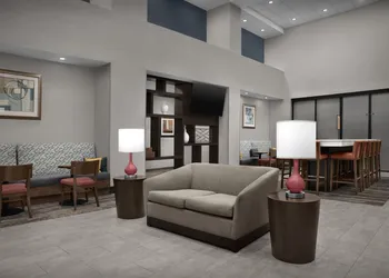 Hampton Inn & Suites Lakeland-South Polk Parkway hotel thumbnail 2