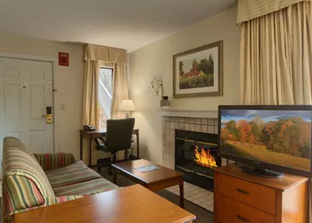 Residences at Daniel Webster hotel thumbnail 4