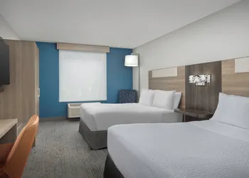 Holiday Inn Express & Suites Superior by IHG hotel thumbnail 5