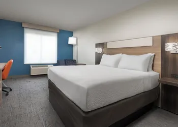 Holiday Inn Express & Suites Superior by IHG hotel thumbnail 7