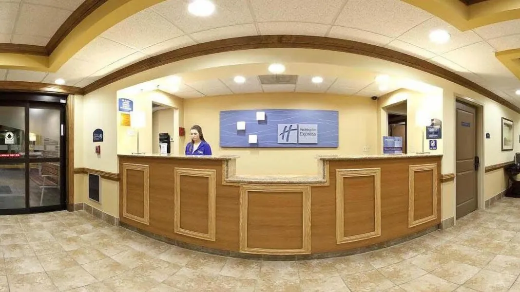 Holiday Inn Express & Suites Byron by IHG hotel detail image 2