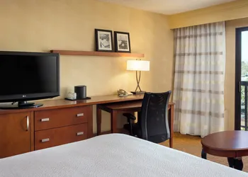 Courtyard by Marriott Costa Mesa South Coast Metro hotel thumbnail 8