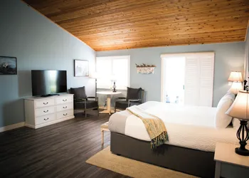 Sea Otter Inn hotel thumbnail 6